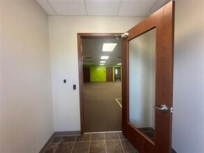 2850 Coral Ct, Coralville, IA à louer Photo intérieure– Image 2 sur 29