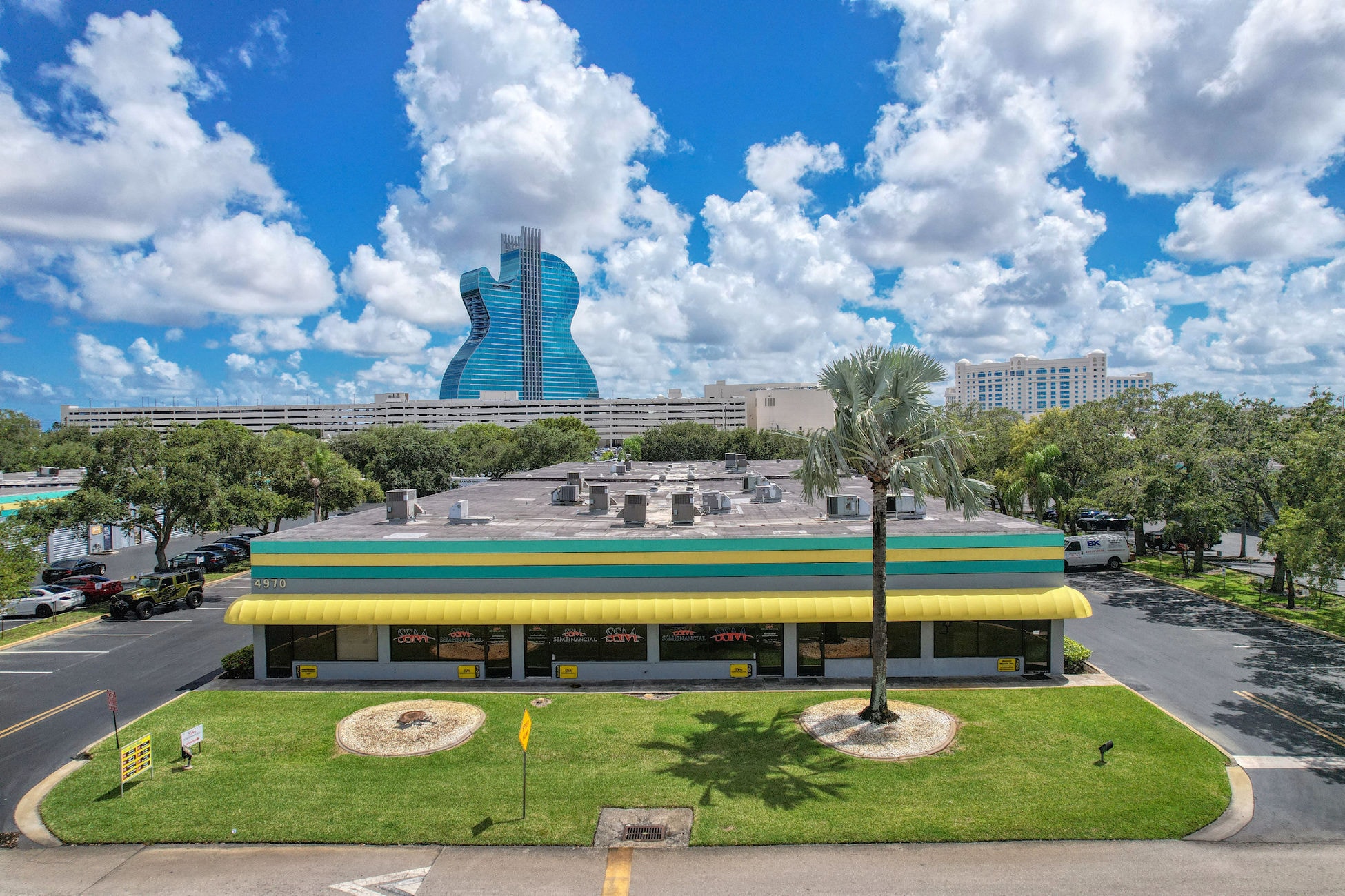 4990 SW 52nd St, Fort Lauderdale, FL à louer Photo de l’immeuble– Image 1 sur 7