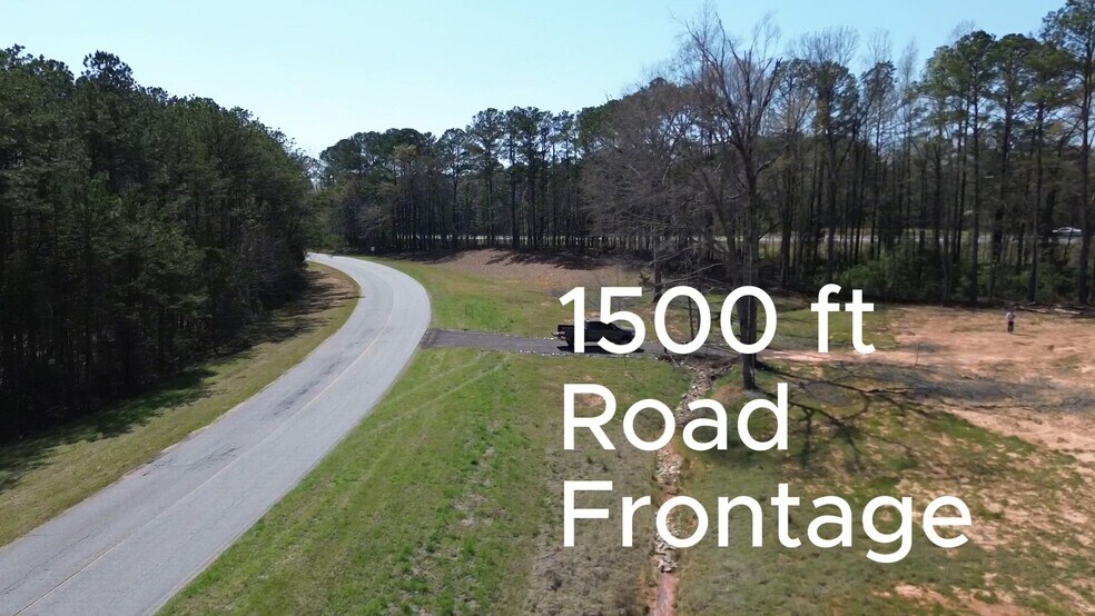 1550 Uniroyal rd, Opelika, AL à vendre - Vidéo sur l’annonce professionnelle – Image 2 sur 32