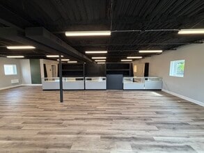 137 W Broadway, Gallatin, TN à louer Photo intérieure– Image 2 sur 7