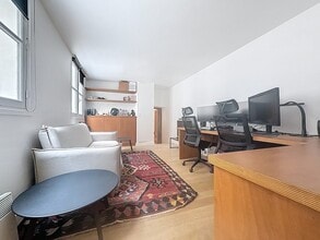 Bureau dans Paris à louer Photo intérieure– Image 1 sur 5