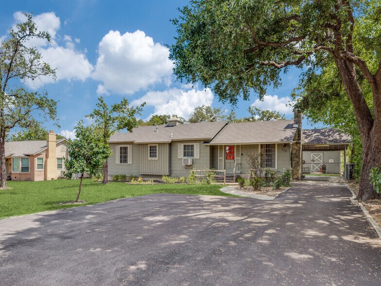 206 Sherwood Dr, San Antonio, TX à louer - Photo principale – Image 1 sur 11