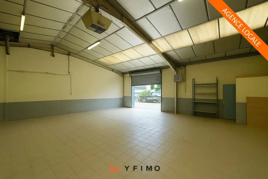 Local d’activités dans Gargenville à louer - Photo intérieure – Image 1 sur 6