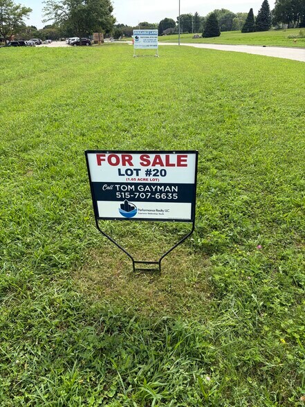 NW NW 86th St, Johnston, IA à vendre - Photo de l’immeuble – Image 3 sur 8