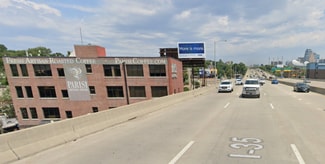 Plus de détails pour 710 W 24th St, Kansas City, MO - Bureau à louer