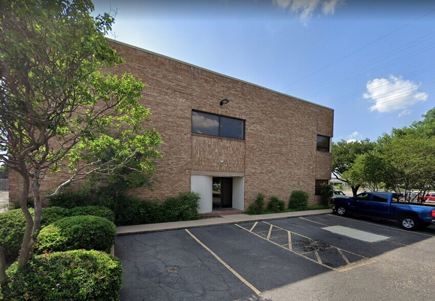 4505 Burleson Rd, Austin, TX à louer - Photo principale – Image 2 sur 7