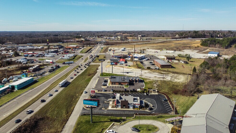 298 W Cumberland Gap Pky, Corbin, KY à vendre - Photo de l’immeuble – Image 3 sur 11