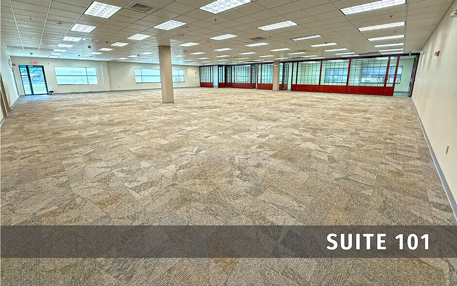 5095 Ritter Rd, Mechanicsburg, PA à louer - Photo de l’immeuble – Image 2 sur 17
