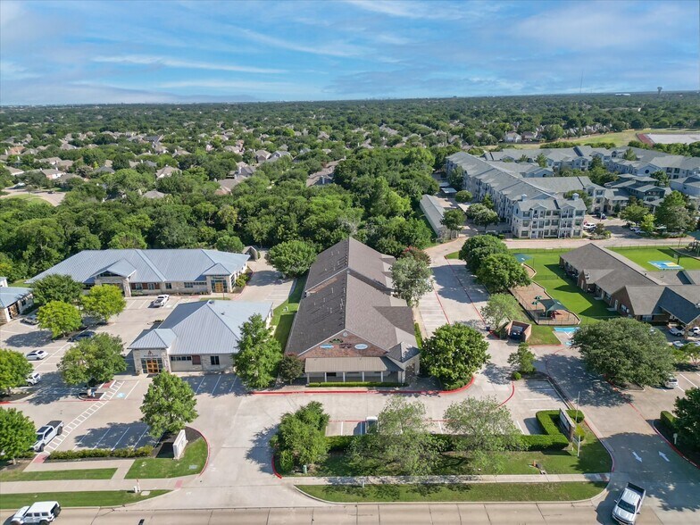 5601-5605 Virginia Pky, McKinney, TX à vendre - Aérien – Image 2 sur 39