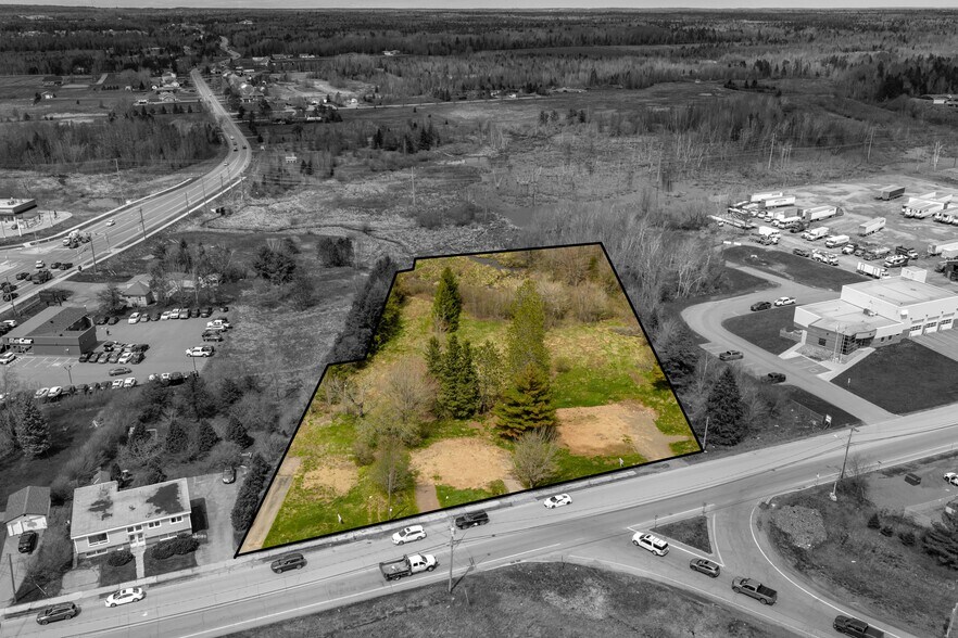 38 Caledonia Rd, Moncton, NB à vendre - Photo de l’immeuble – Image 2 sur 5