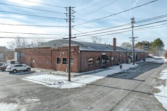 Plus de détails pour 10 Sparks St, Plainville, CT - Industriel/Logistique à vendre