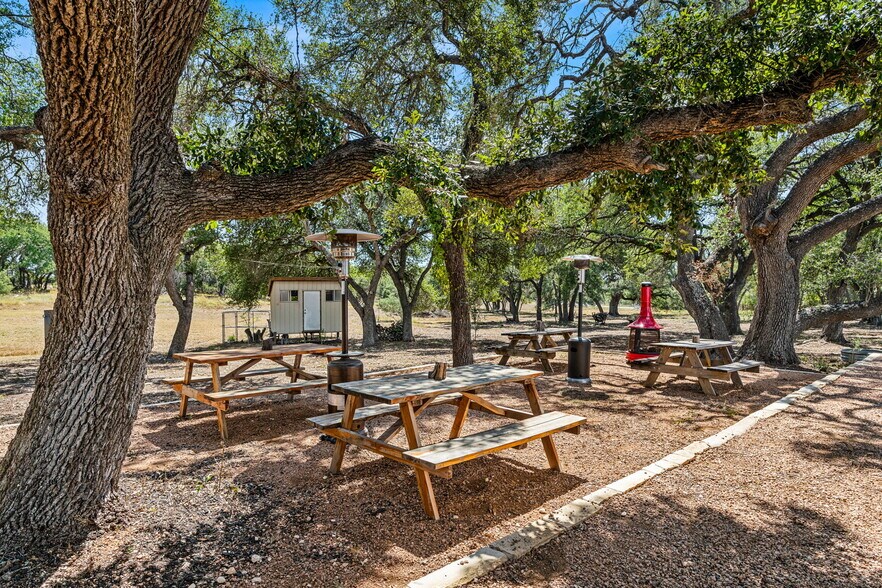 7394 Creek Rd, Dripping Springs, TX à vendre - Photo de l’immeuble – Image 3 sur 39