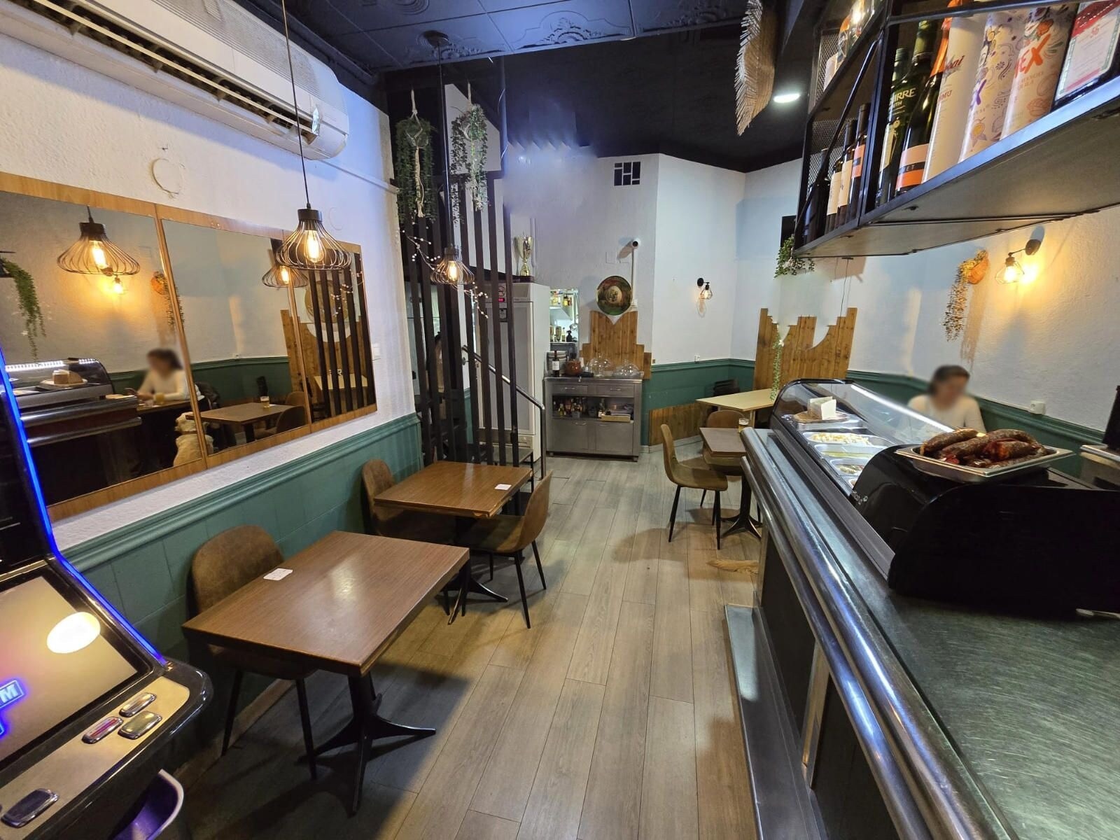 Local commercial dans Barcelone, Barcelona à louer Photo principale– Image 1 sur 2