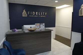 8301 Florence Ave, Downey, CA à louer Photo intérieure– Image 2 sur 7