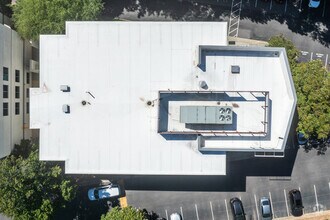 105 SW Cary Pky, Cary, NC - Vue aérienne  vue de carte - Image1