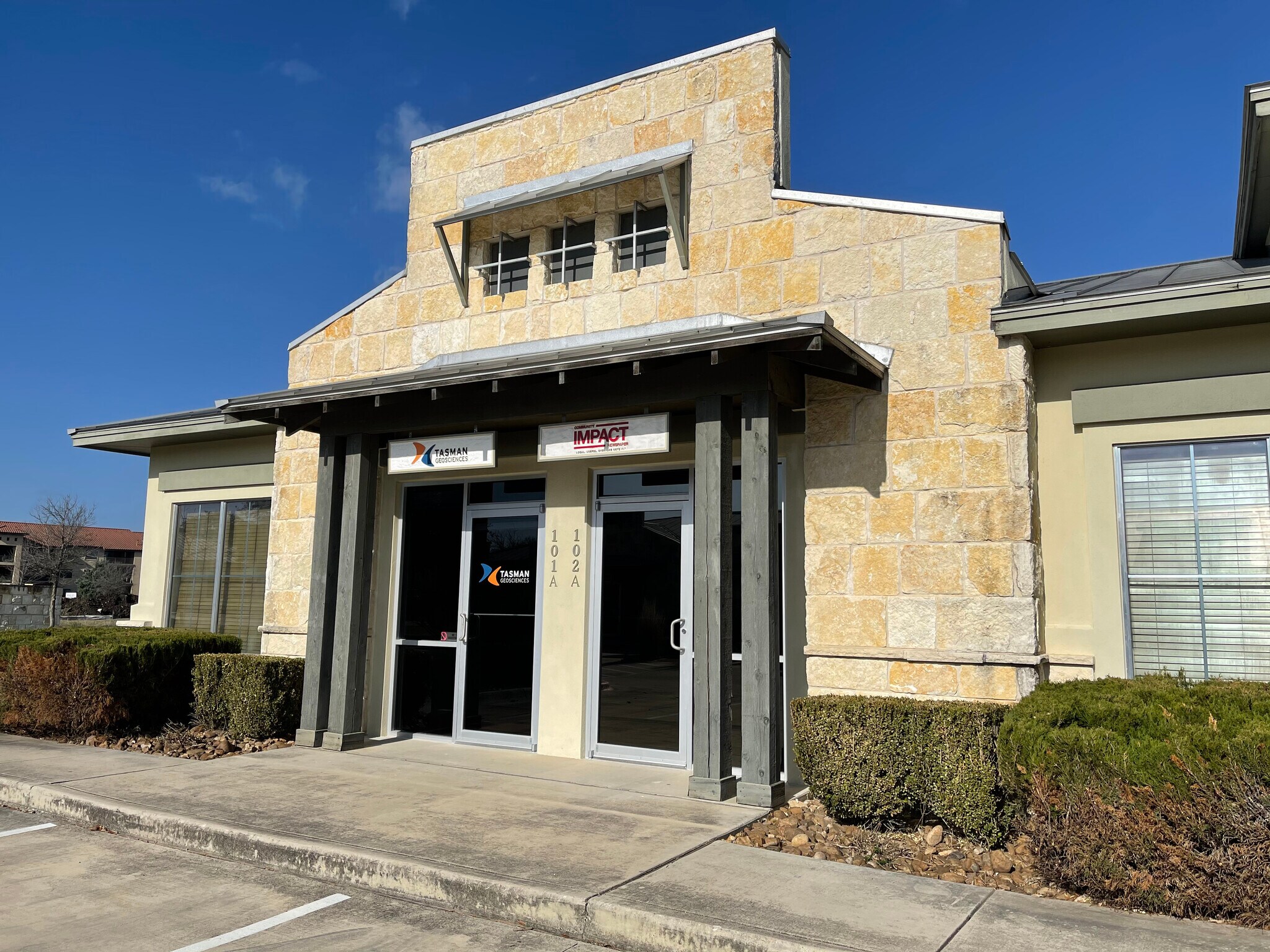 1920 Corporate Dr, San Marcos, TX à louer Photo de l’immeuble– Image 1 sur 8
