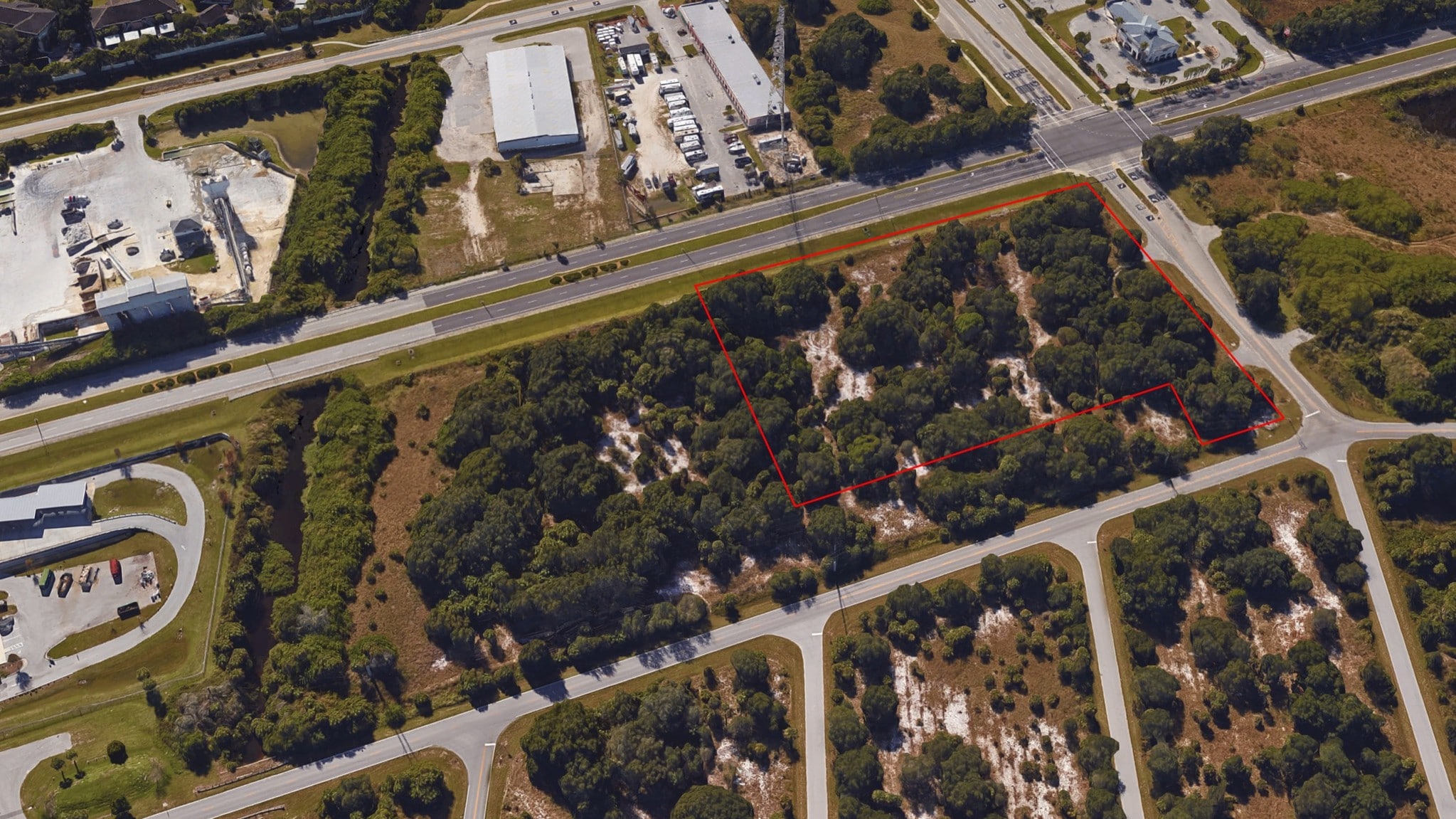 Veterans Blvd 8 Acres portefeuille de 2 biens à vendre sur LoopNet.fr Photo principale– Image 1 sur 3