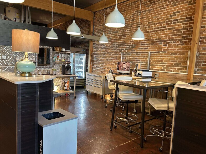 108 Dewey Ave, Poteau, OK à vendre - Photo de l’immeuble – Image 2 sur 32