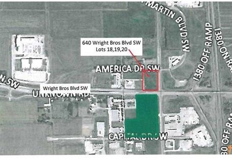 640 Wright Brothers Blvd, Cedar Rapids, IA à louer - Photo de l’immeuble – Image 2 sur 4