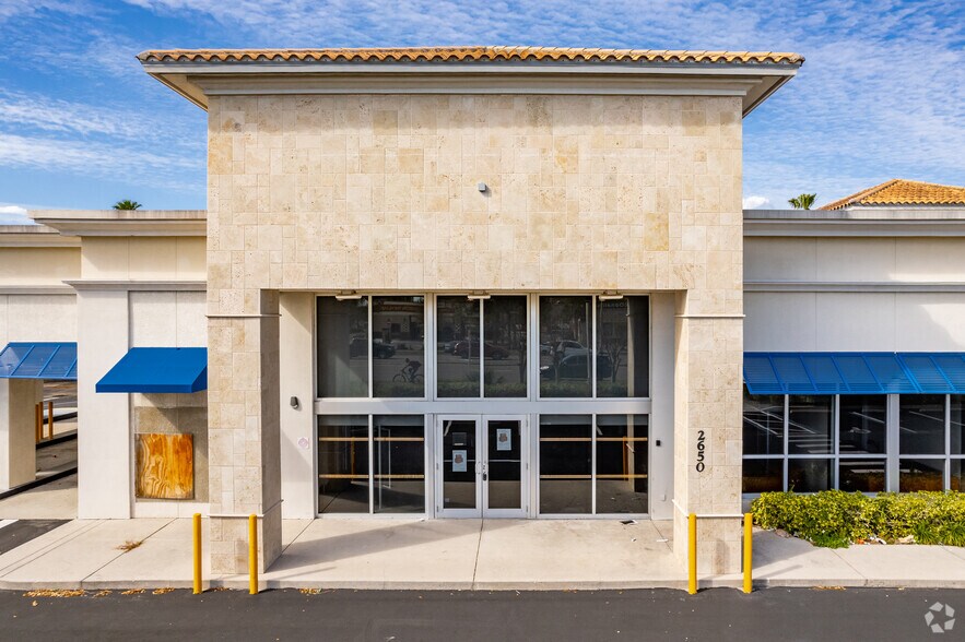 2650 Roosevelt Blvd, Clearwater, FL à louer - Photo de l’immeuble – Image 3 sur 17