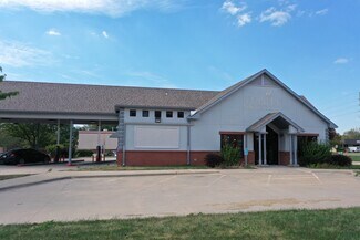 Plus de détails pour 2221 W 31st St, Lawrence, KS - Local commercial à louer