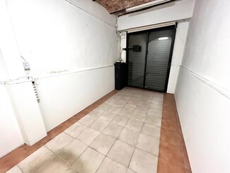 Plus de détails pour Local commercial à louer
