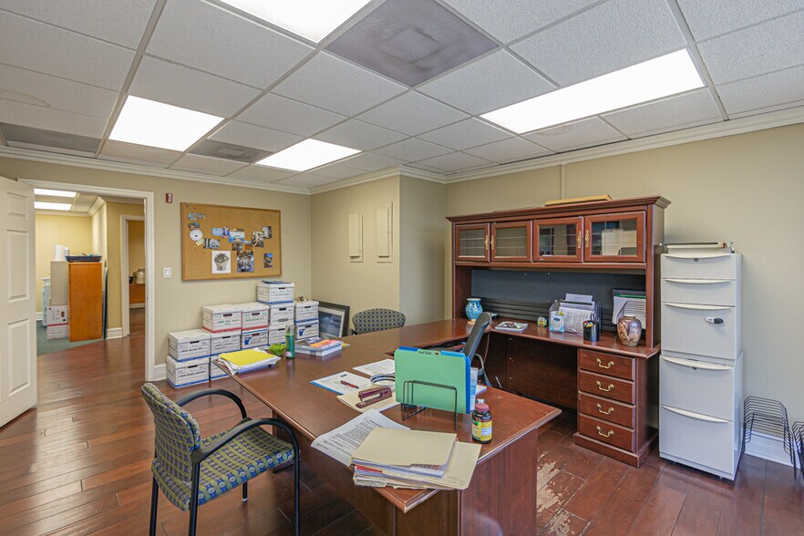 2740 E Oakland Park Blvd, Fort Lauderdale, FL à vendre - Photo de l’immeuble – Image 3 sur 38