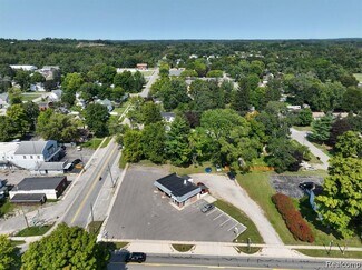 Plus de détails pour 509 E Main St, Pinckney, MI - Local commercial à vendre