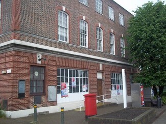 Plus de détails pour 92 Station Rd, West Wickham - Local commercial à louer