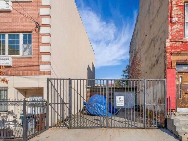 1475 Saint Marks Ave, Brooklyn, NY à vendre - Photo de l’immeuble – Image 2 sur 4