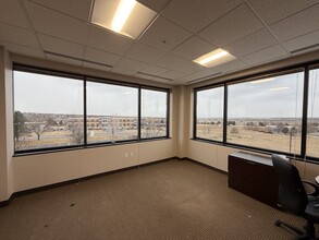 6377 S Revere Pky, Centennial, CO à louer Photo intérieure– Image 1 sur 3