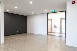 2001 Sheppard Ave E, Toronto, ON à louer Photo intérieure– Image 2 sur 9