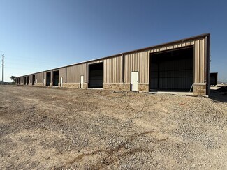 Plus de détails pour 7970 Old Bastrop Rd, New Braunfels, TX - Industriel/Logistique à vendre