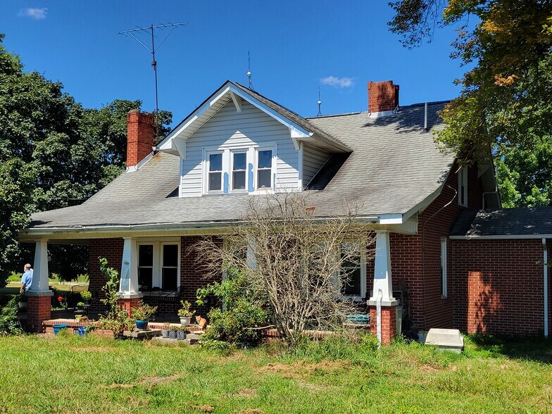 7217 Bobby Jean Rd, Julian, NC à vendre - Photo de l’immeuble – Image 3 sur 65