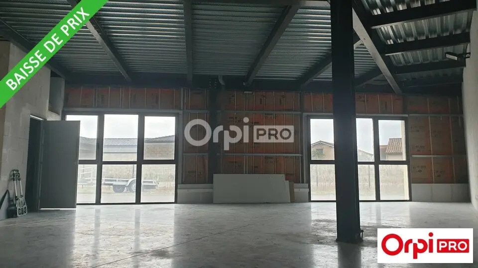 Local d’activités dans Alixan à louer - Photo de l’immeuble – Image 3 sur 3