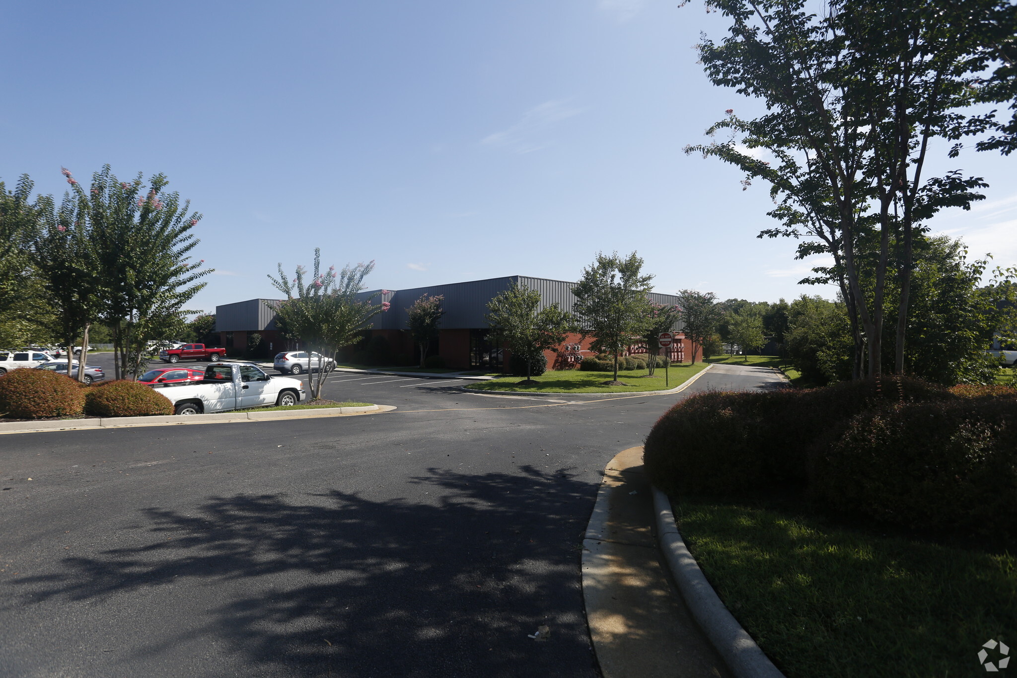 12601-12637 Wilfong Dr, Midlothian, VA à louer Photo principale– Image 1 sur 10