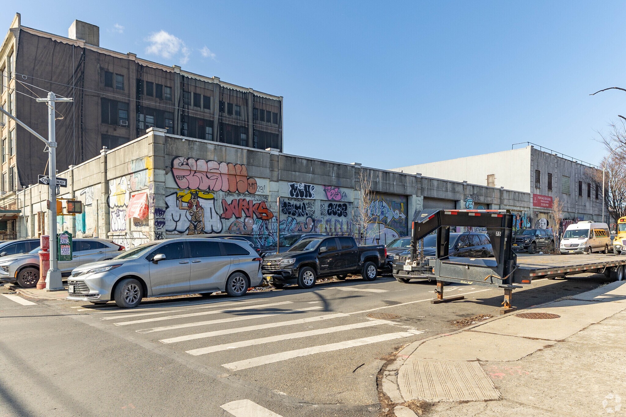 100 Hinsdale St, Brooklyn, NY à louer Photo principale– Image 1 sur 26
