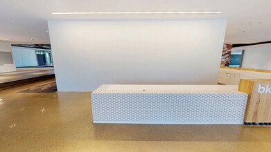 4790 Eastgate Mall, San Diego, CA à louer Numérisation 3D Matterport– Image 1 sur 16