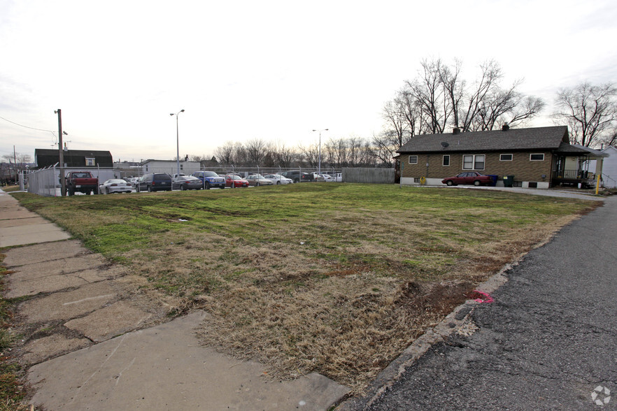 5726 W Park Ave, Saint Louis, MO à vendre - Photo principale – Image 1 sur 8