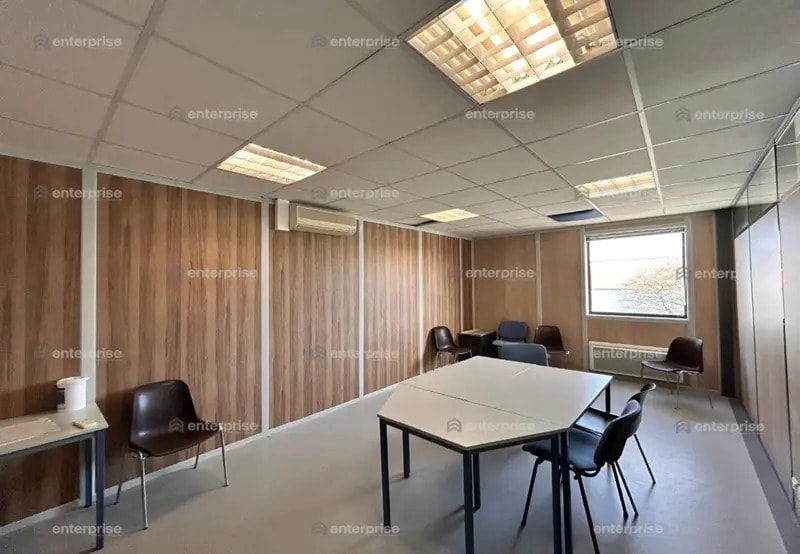 Bureau dans Amiens à louer - Photo intérieure – Image 3 sur 4