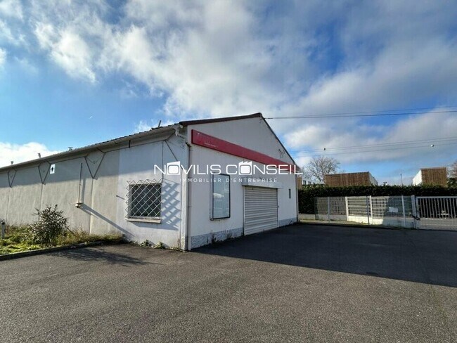 Plus de détails pour Industriel/Logistique à louer