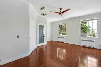 9730-9732 Wilshire Blvd, Beverly Hills, CA à louer Photo intérieure– Image 1 sur 5