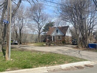 Plus de détails pour 36 Marquette Av & 1 Brightwood St, Toronto, ON - Terrain à vendre