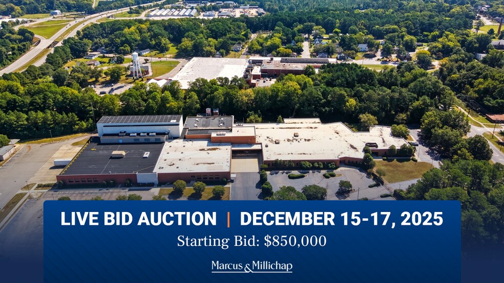 458 Whitfield St, Fayetteville, NC à vendre - Photo de l’immeuble – Image 1 sur 50