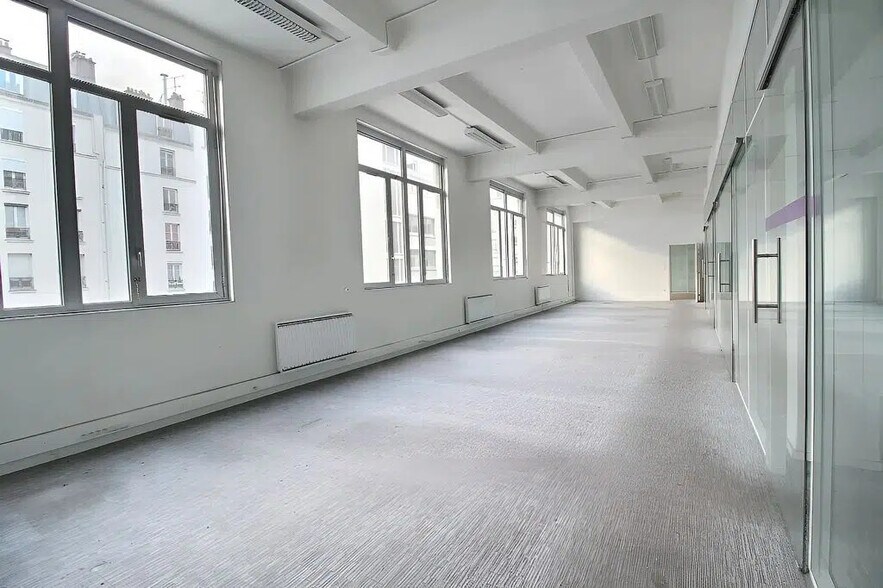 60-62 Rue De Wattignies, Paris à louer - Photo de l’immeuble – Image 3 sur 7