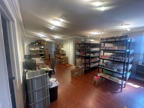 484 N State Rt 17, Paramus, NJ à louer Photo intérieure– Image 2 sur 5
