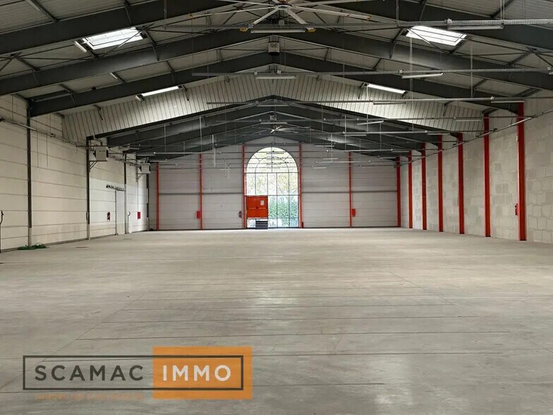 Industriel/Logistique dans COURCOURONNES à louer - Photo de l’immeuble – Image 2 sur 8