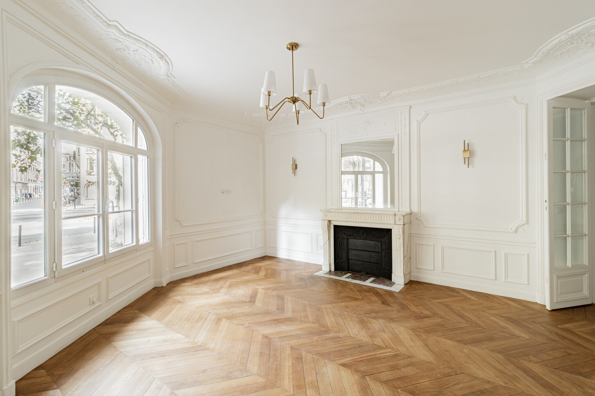 Immeuble residentiel dans Paris à vendre Photo principale– Image 1 sur 6