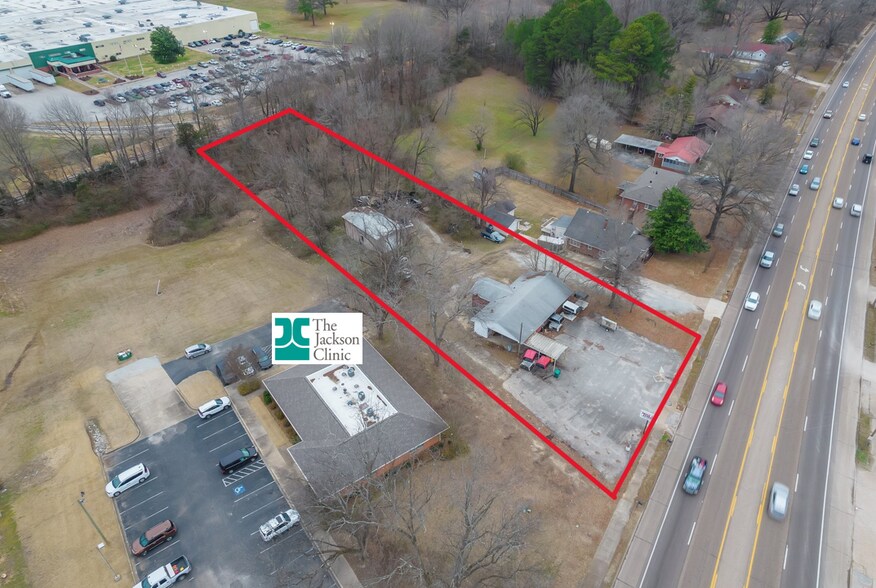 1871 S Highland Ave, Jackson, TN à louer - Photo de l’immeuble – Image 3 sur 12