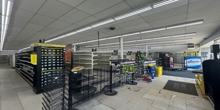 325 E 8th Ave, Homestead, PA à louer Photo intérieure– Image 1 sur 2